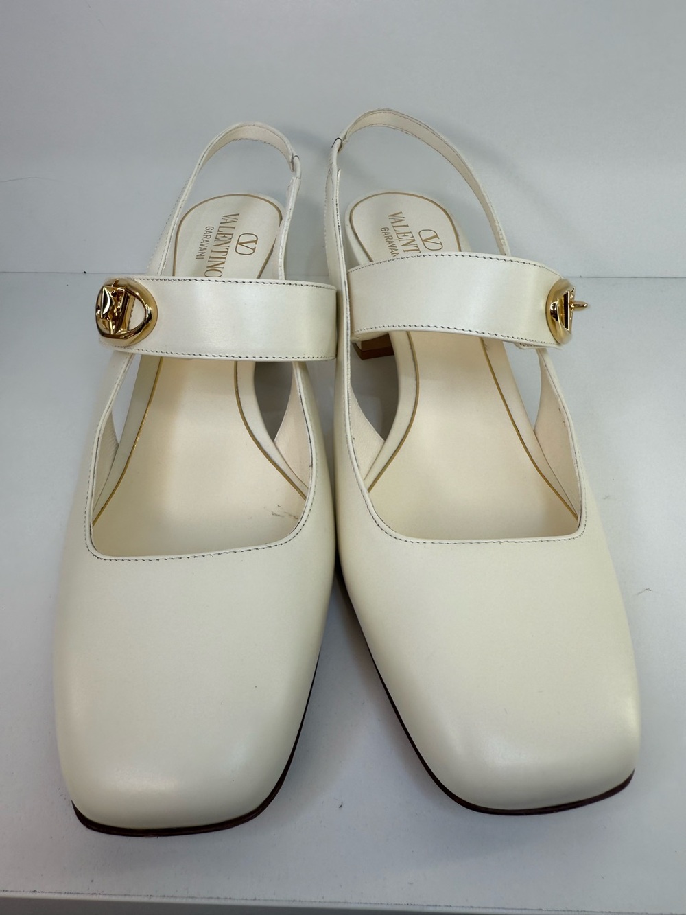 Valentino Garavani Mary Janes Designer Shoes Sz 10.5